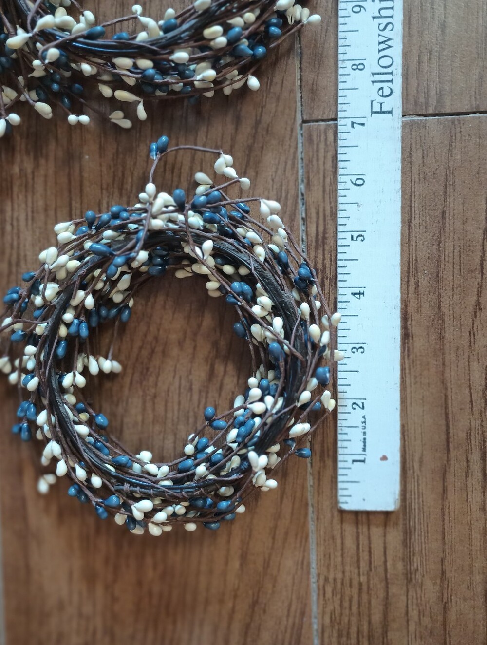 Set Of 3 Pip Berry Candle Rings. Navy & Cream - Picture 3 of 5